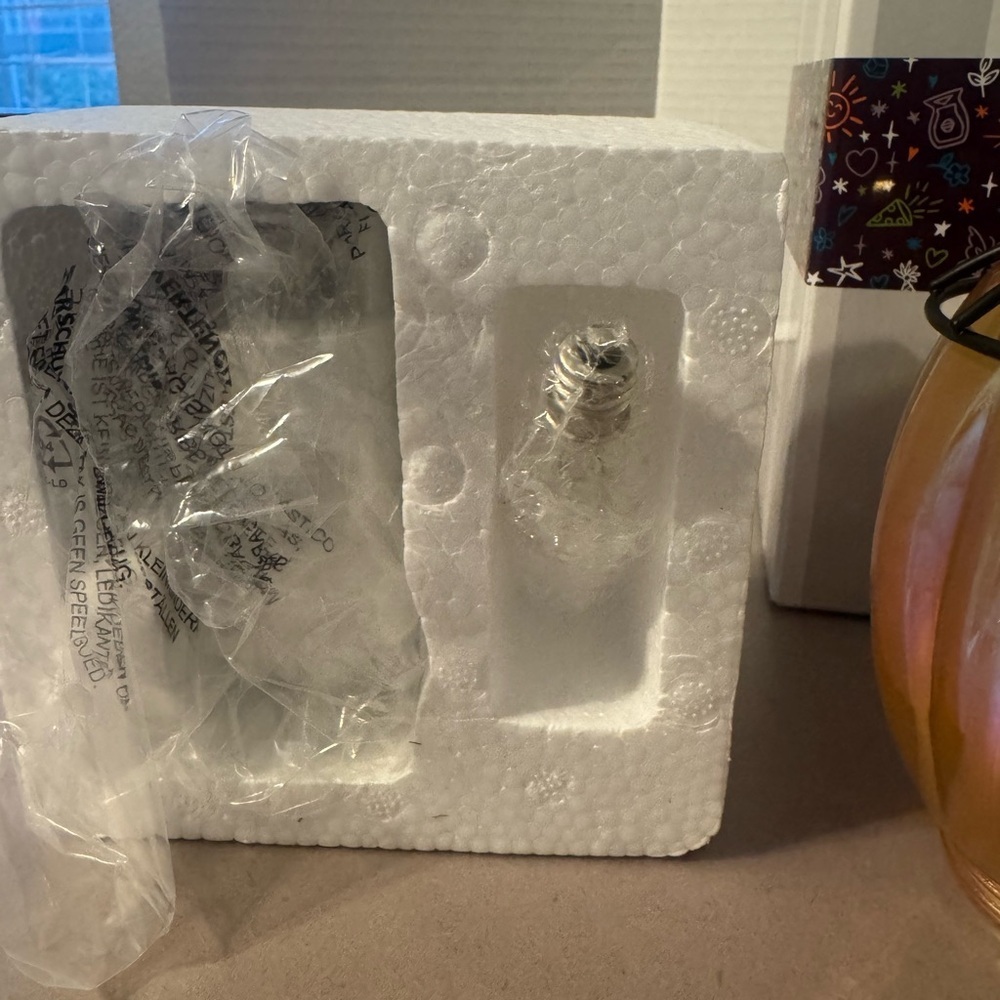 Scentsy Amber Pumpkin Candle Holder - Picture 3 of 3